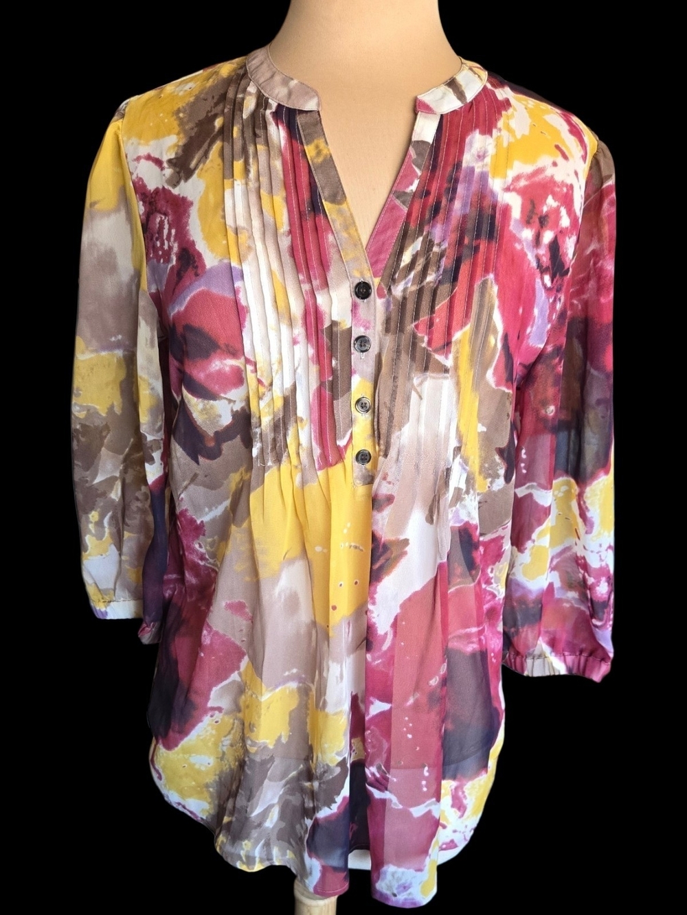 Nicole Miller Floral Watercolor Pintuck V-Neck Blouse Sz M